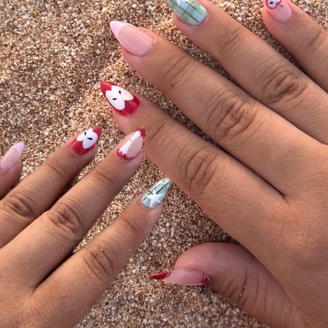 Pink floral nail art